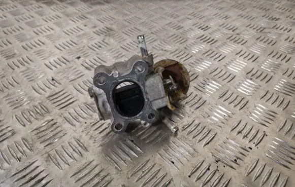 Honda CR-V EGR valve C2A8