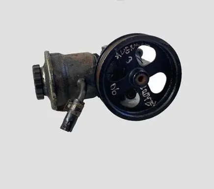 Toyota Avensis T250 Power steering pump