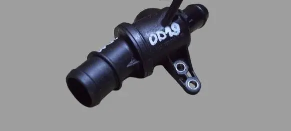 Mercedes-Benz A W169 Thermostat/thermostat housing A6402000515