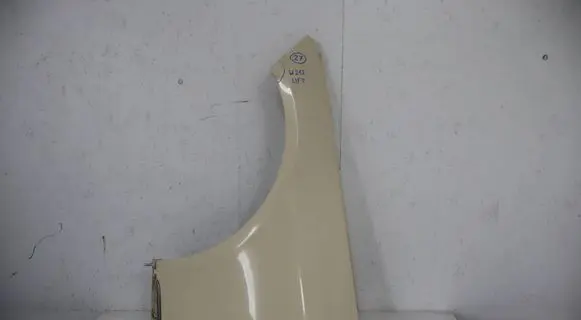 Mercedes-Benz E W212 Fender