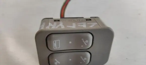 Opel Zafira A Electric window control switch 13363200 90582111