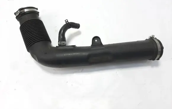 Volvo V40 Intercooler hose/pipe 31338661 31401832
