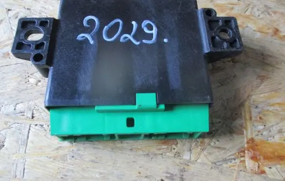 Peugeot 508 Parking PDC control unit/module 0263004545