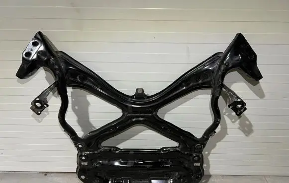 Audi A4 S4 B9 Front subframe 8w1399347H