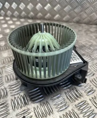 Heater fan/blower