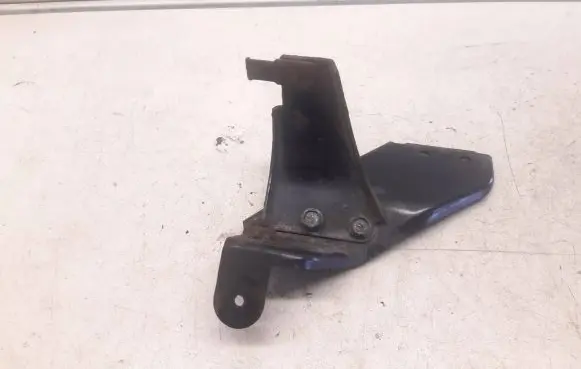 Nissan Navara D40 EGR valve cooler bracket 