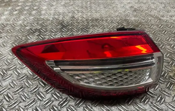 Ford Mondeo MK IV Rear/tail lights 14587