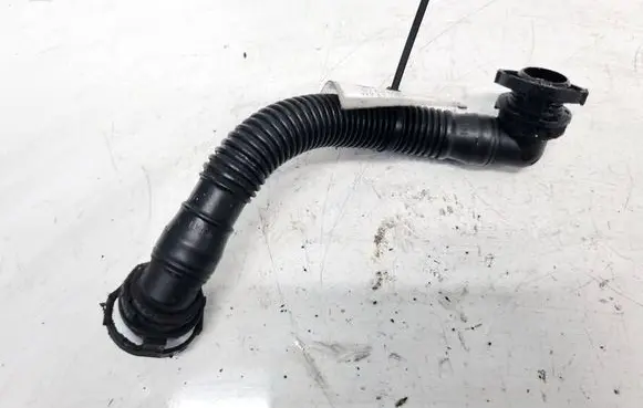 Volkswagen Touran II Breather hose/pipe 03L103493AE