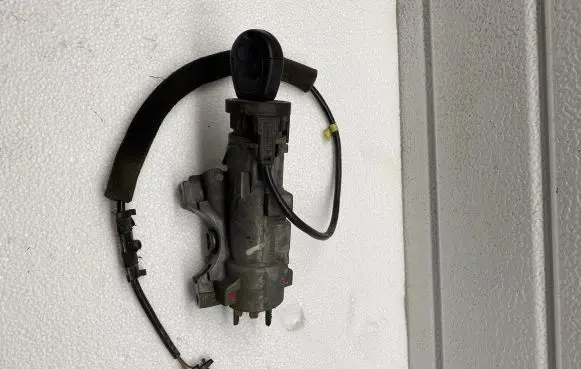 Volkswagen Sharan Ignition lock 4B0905851B