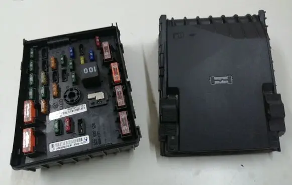 Volkswagen Sharan Fuse module 3C0937125 1K0937132F