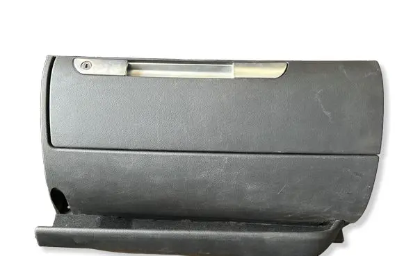 Audi TT Mk1 Glove box 8N1857095 8N1880302