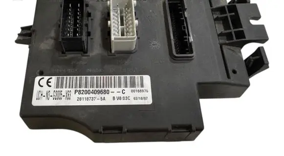 Nissan Primastar Comfort/convenience module P8200409680 281187375A 00166975