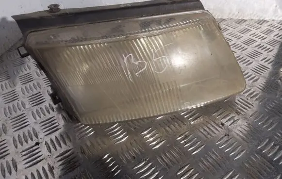 Volkswagen PASSAT B5 Headlight/headlamp