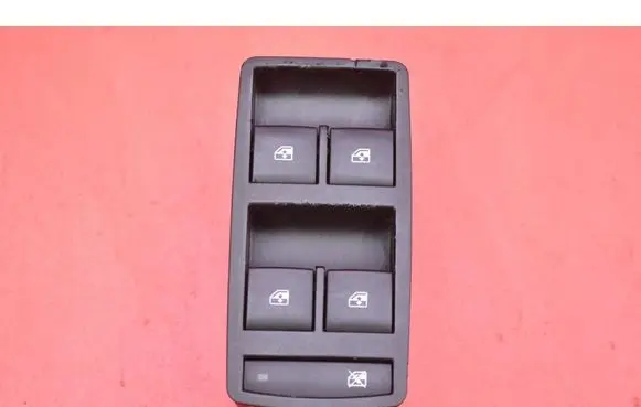 Opel Insignia A Electric window control switch 13305011