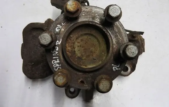 Mercedes-Benz Sprinter W906 Front wheel hub