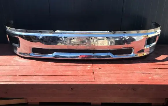 Dodge RAM 1500 DS Front bumper