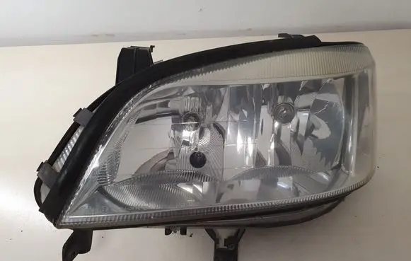 Opel Zafira A Headlight/headlamp 89100054