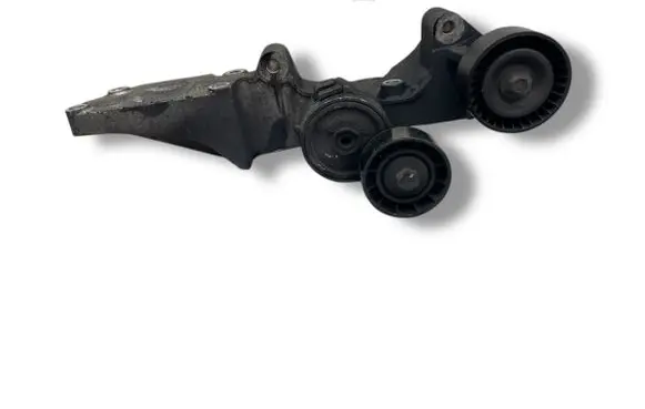 Volvo V70 Generator/alternator bracket 7G9Q10K018AA 9662533080 30777382