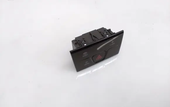 Volkswagen Golf VIII Hazard light switch 5H0925200P