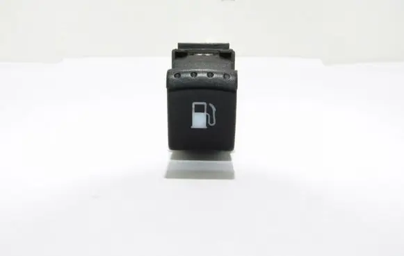 Volkswagen PASSAT B5.5 Fuel tank opening switch 1J0959833A