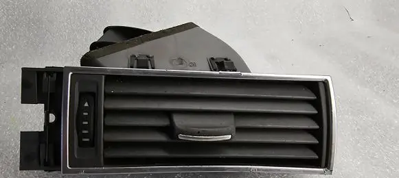 Audi A6 S6 C6 4F Dashboard side air vent grill/cover trim 4F1820902B