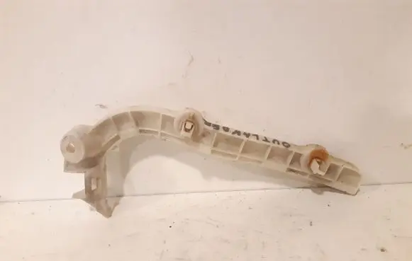 Mitsubishi Outlander Front bumper mounting bracket