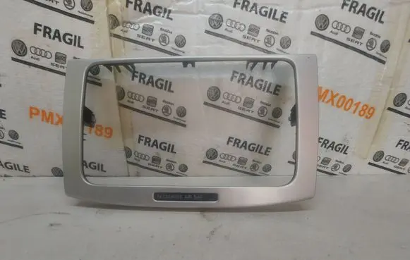 Volkswagen PASSAT B6 Radio/GPS head unit trim 3C0858069