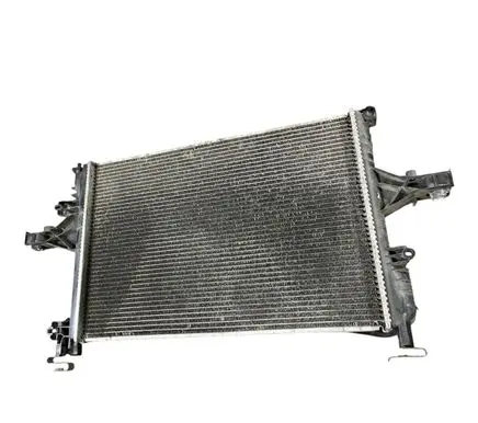 Volvo V70 Coolant radiator 08671393