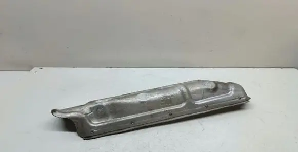 BMW 3 F30 F35 F31 Heat shield in engine bay 8513648
