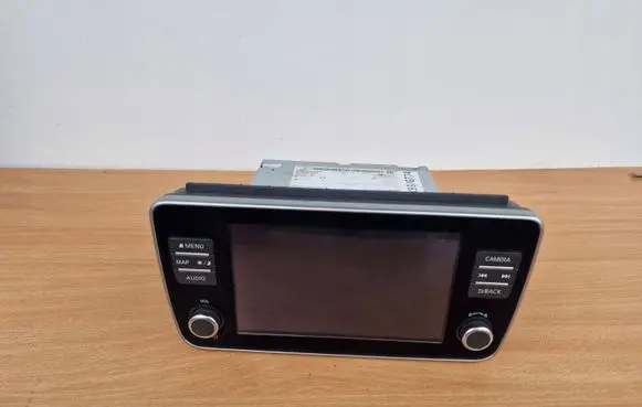 Nissan Leaf II (ZE1) Radio/CD/DVD/GPS head unit 7513751509