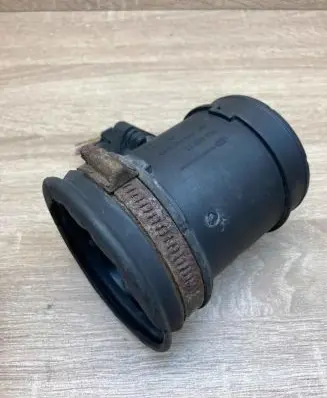 Opel Signum Mass air flow meter 24456764 028100Z605