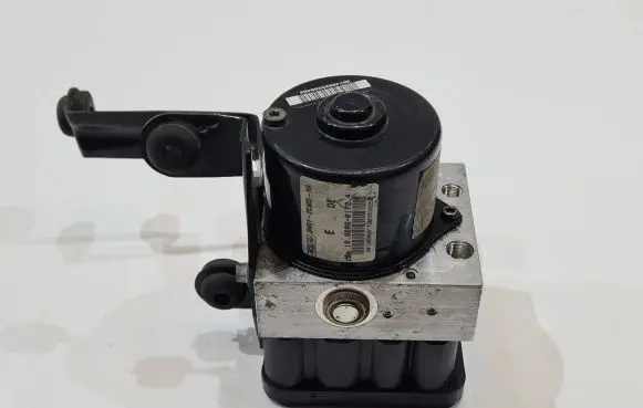 Ford Focus ABS Pump 3M51-2C405--HA