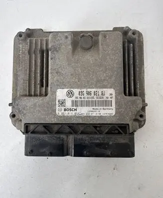 Volkswagen Golf V Engine control unit/module 03G906021QJ 03G906021AB 0281014064