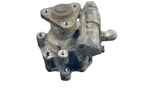 Audi Q7 4L Power steering pump 7l8422154
