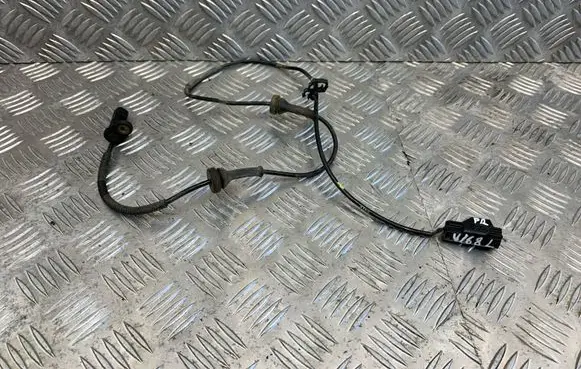 Volvo XC90 ABS brake wheel speed sensor 30682479
