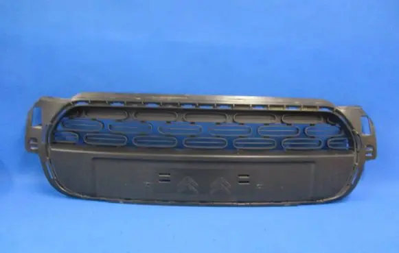 Front bumper lower grill