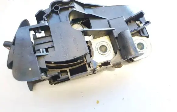 Mercedes-Benz ML W164 Seat back rest lock catch a2039202272r
