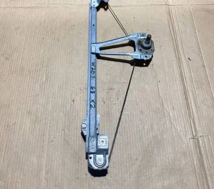 Mercedes-Benz 190 W201 Rear door manual window regulator 