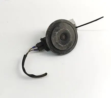 Volkswagen Golf III Horn signal 6N0951101