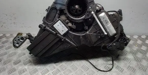 Porsche Cayenne (92A) Interior heater climate box assembly 7P0820003C