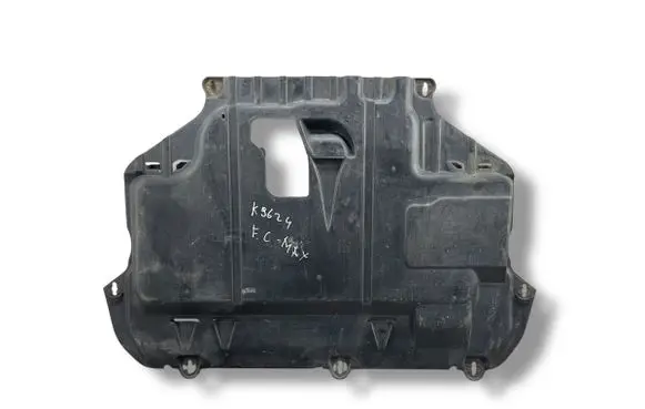 Ford C-MAX I Engine splash shield/under tray 3M51R6P013CX HPN2KDA