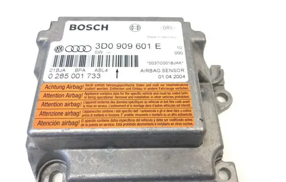 Volkswagen Touareg I Airbag control unit/module 3D0909601E 0285001733