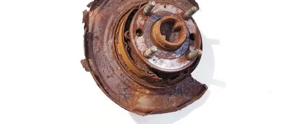 Rear wheel hub