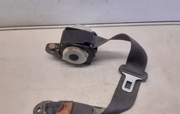 Mitsubishi Galant Rear seatbelt TKAB0EN212