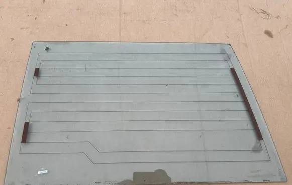 Nissan Patrol Y60 Rear door window glass 9031206J12