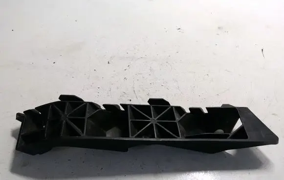KIA Sportage Front bumper mounting bracket 86516F1000 86514F1000