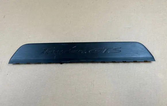 Porsche Taycan 9J1 Front sill trim cover P003180M25