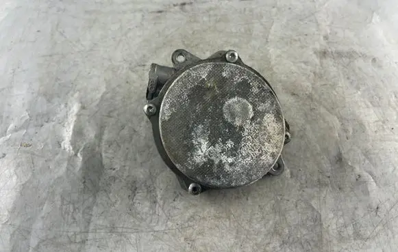Audi A8 S8 D3 4E Vacuum pump 7000130202 05T834705