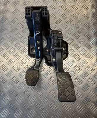 Volkswagen Polo V 6R Pedal assembly 6R1721058D 3599314 L1Z196FC