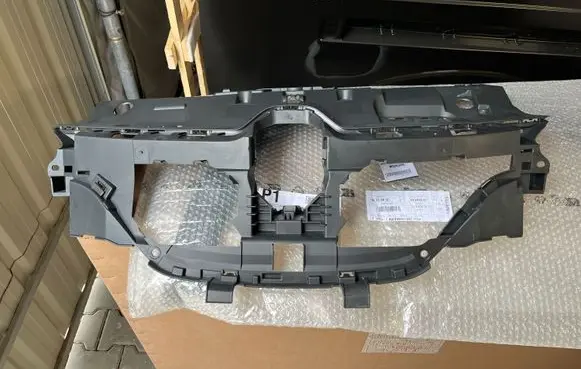 Renault Megane IV Front grill 620367378R 175071 09084090